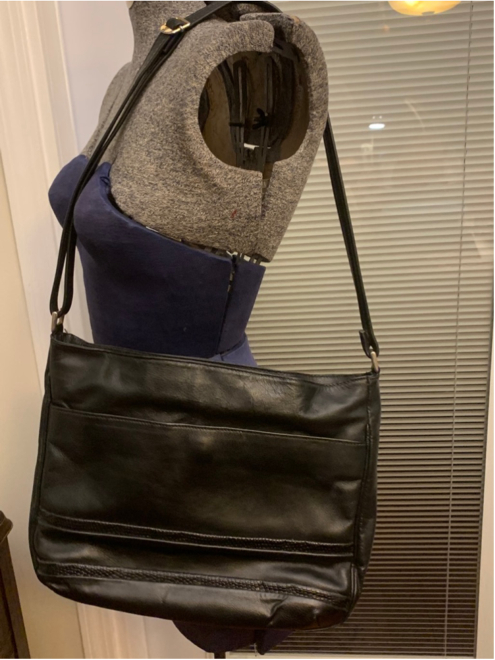 Women's Unbranded Black Leather Shoulder Bag One Size